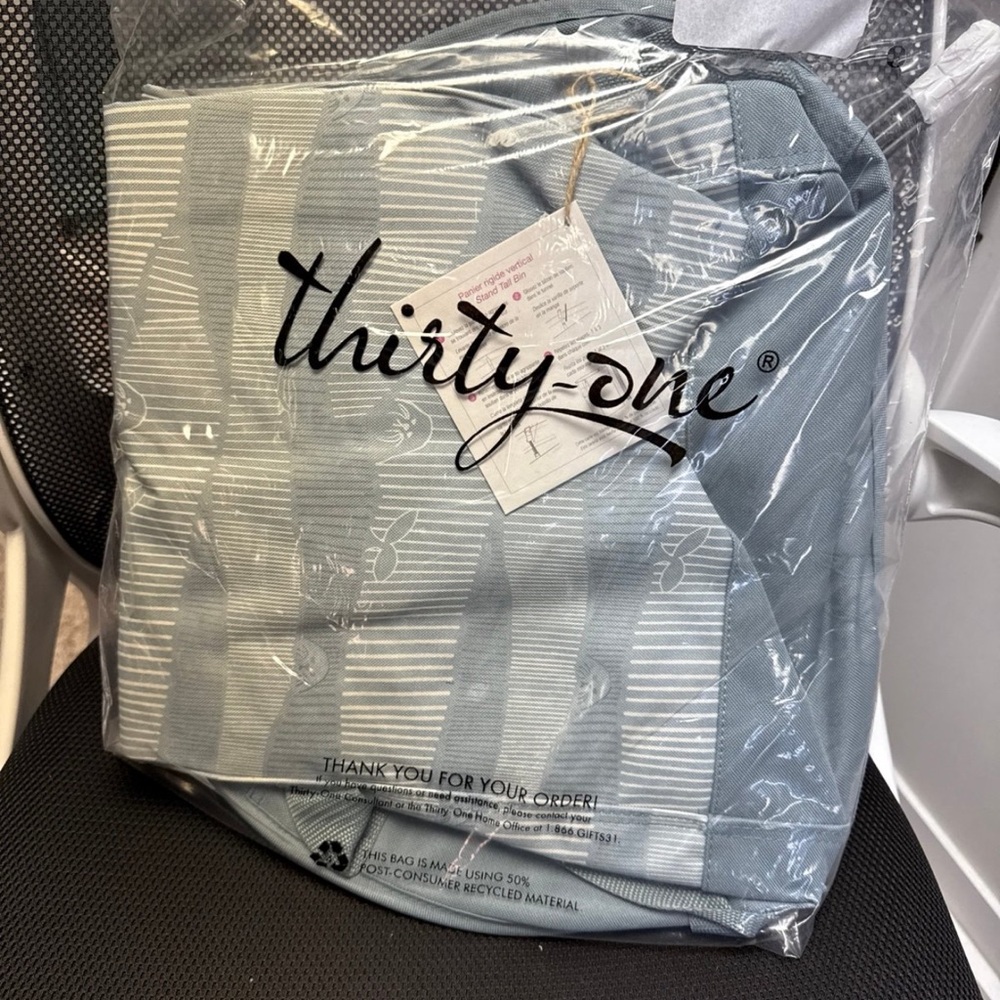 Thirty-One Stand Tall Bin in Seal Friends print